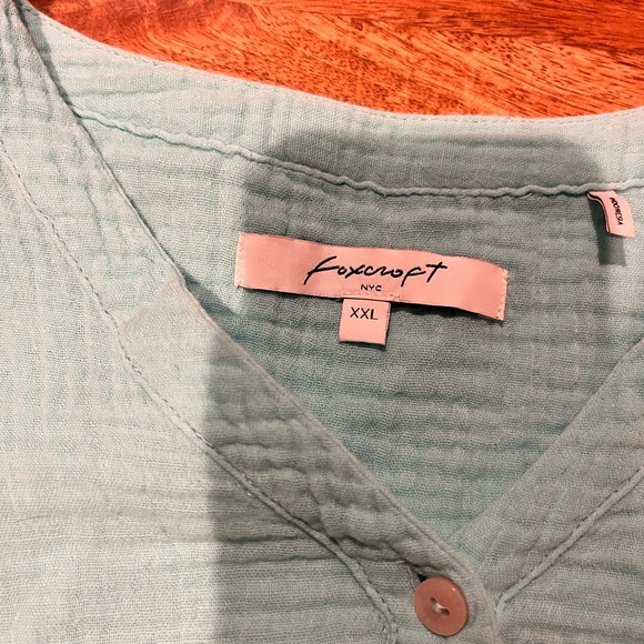 Foxcroft Button Front Roll Tab Sleeve Top Size XXL - Picture 3 of 7